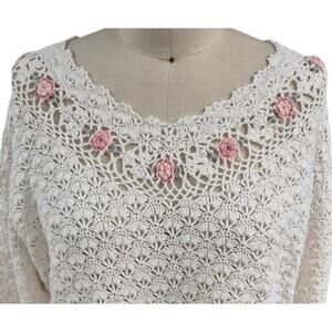 Shenanigans Hand Knit  Cotton Scallop Stitch Rosette Sweater 3D L Cottage Core